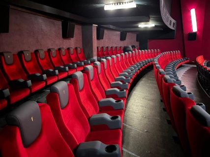 Traunstein - Traunsteiner Kinos am Bahnhof (DE)